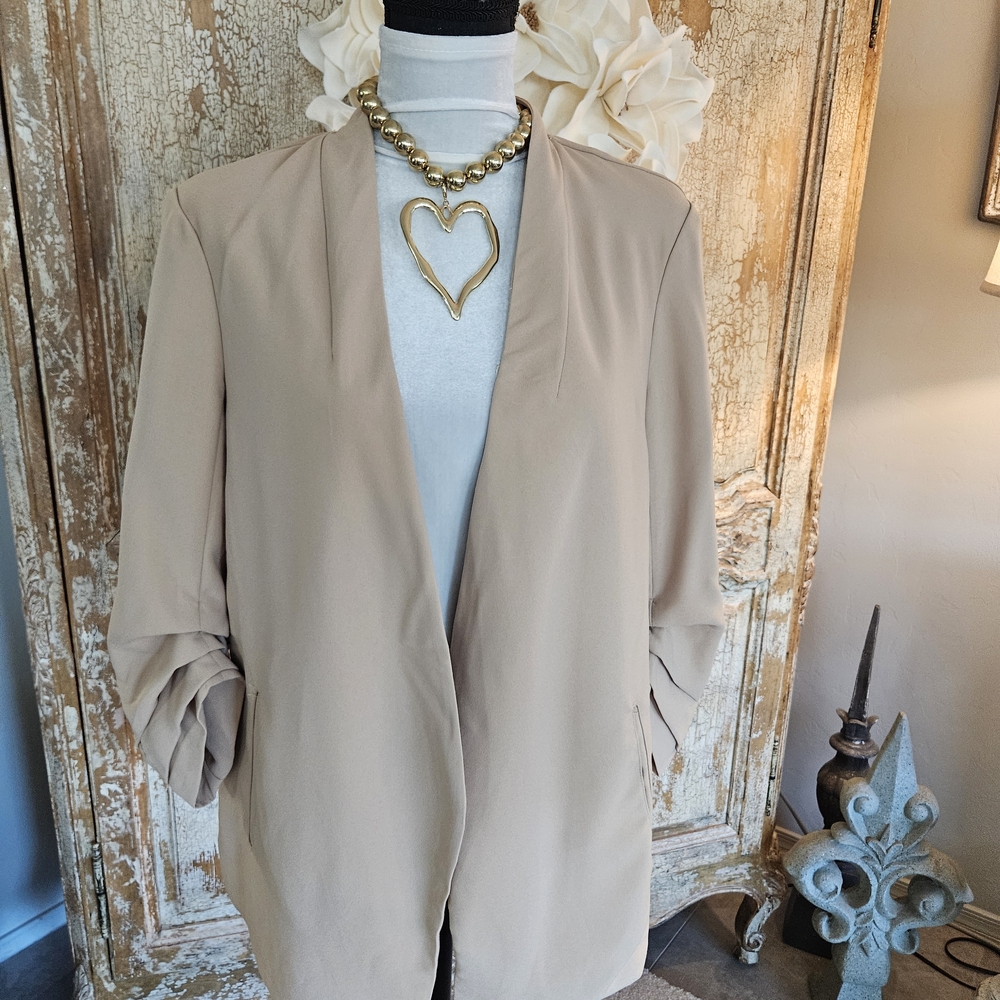 Rachel Zoe Light Beige Open-Front Blazer - Picture 2 of 10